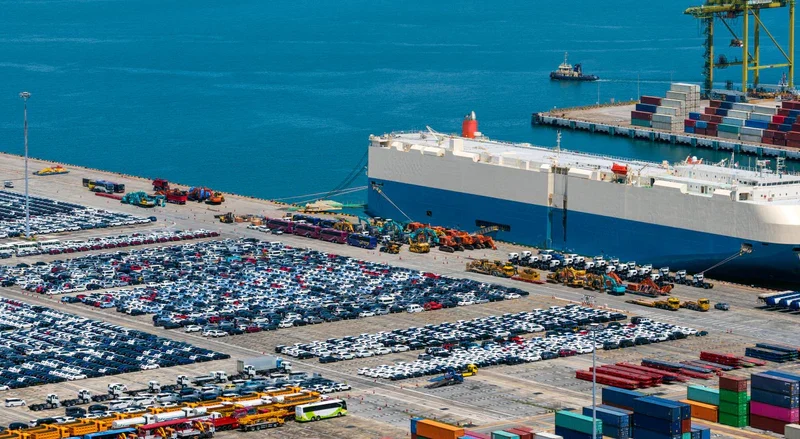 The Complete Guide to Roll On Roll Off Shipping UK: Strategic Vehicle Movement